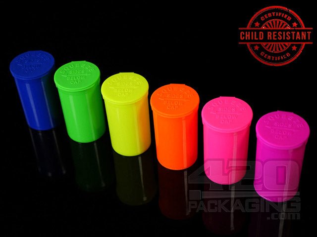 Squeezetops® PST19 Fluorescent Mix Child Resistant Containers 900/Box - 1