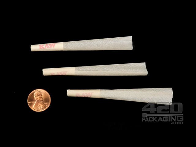 RAW 1 1-4 Size Organic Hemp Paper Pre Rolled Cones 900/Box - 3