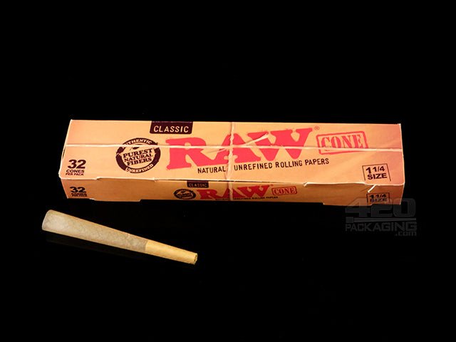 RAW 1 1-4 Size Pre/Rolls (32 Cones Per Pack) - 1