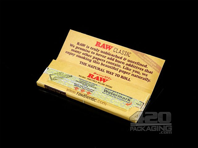 RAW Single Wide Cut Corners Rolling Papers 50/Box - 4